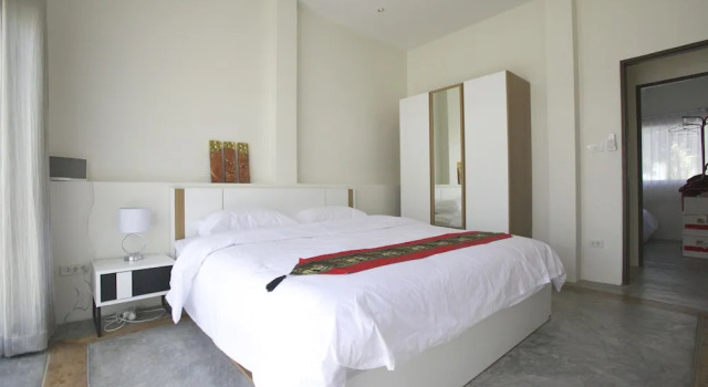 Вилла с 5 комнатами Villa Avalon