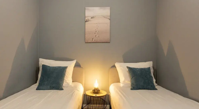 Modern Apartment With Harbour View in Kamperland, Book Apartment Kamperland 