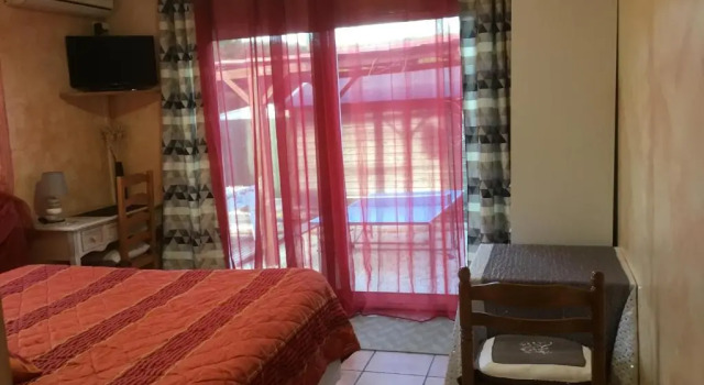 L'étape Provencale, Varaa Hotelli Hotellit Cabries aamiaisella, Aamiainen