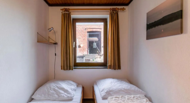 Nordsee-Ferienhaus 12308, Забронировать Отель Отели в центре Фридрихског, в центре