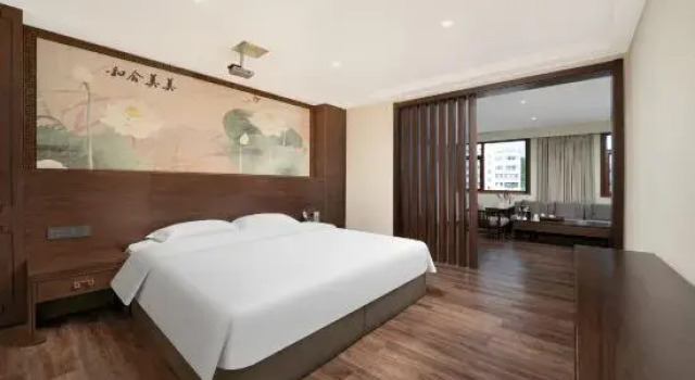 Люкс Business Main Peak Hotel (Baishan West Passenger Transport Terminal 16 Middle School Branch)