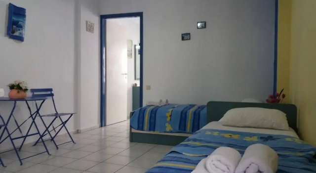 Апартаменты Psaras Apartments