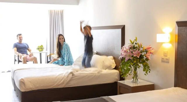 Семейный номер Standard с балконом и с видом на внутренний двор Faros Hotel Ayia Napa