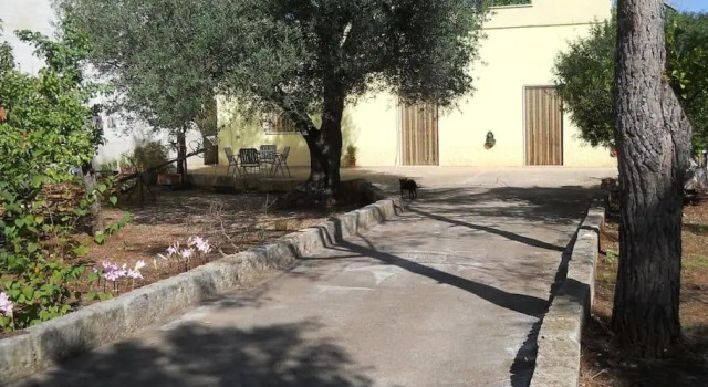 2 case con 8posti letto in Salento, Book Hotel Hotels in Murgia with Parking, Parking