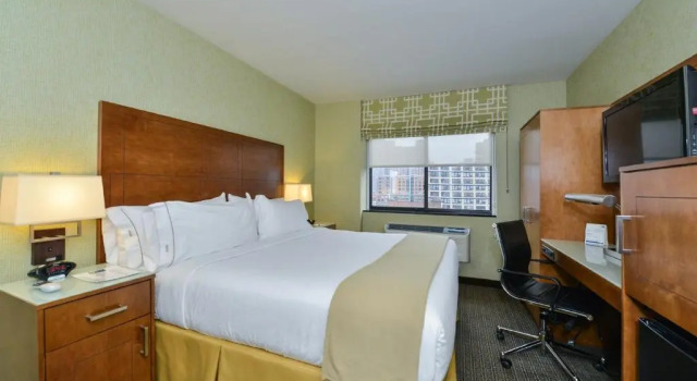 Двухместный номер Standard с видом на город Holiday Inn Express Manhattan Midtown West by IHG