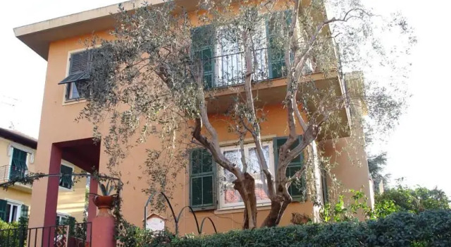 Villino delle Rose, Забронировать Апартаменты/квартира Отели Генуи с парковкой, Парковка