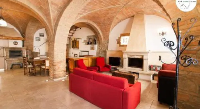 Casa Scuderia, Prenota Hotel Volterra 