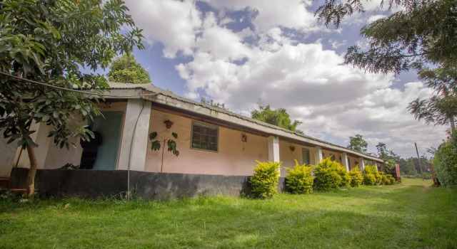Engo Airport Resort Kitale, Rezerwuj Ośrodek wypoczynkowy Kitale Trans-Nzoia