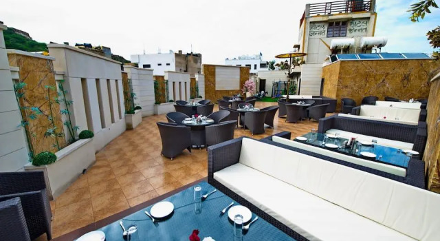 Hotel Jannat