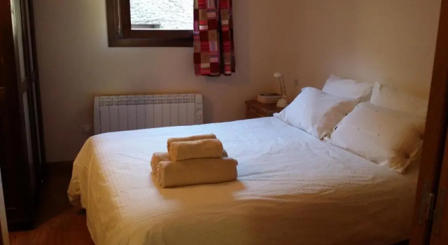 Apartamento duplex de 90m2 con salida a jardín, Varaa Huoneisto Alins 