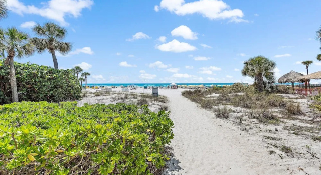 Номер Standard Crescent Siesta Key Charmer 3 Bedroom Condo by RedAwning