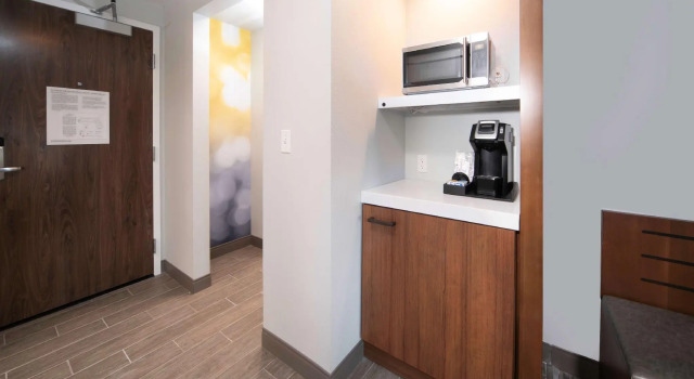 Четырёхместный номер Standard Hilton Garden Inn Fremont Milpitas