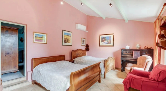 Villa in Provence Near Vaison-la-romaine, Забронировать Вилла Виллы Овернь-Рона-Альпы, Вилла