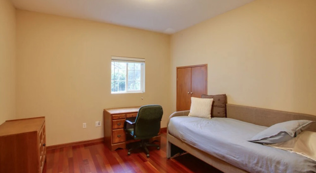 Коттедж Downtown Coeur Dalene Home Rental: Walk to Beach!