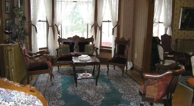 Queen Anne Guest House, Забронировать Гостевой дом Галена Иллинойс, рядом с Dowling House