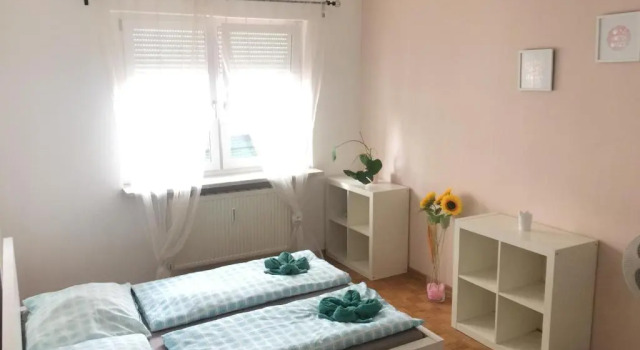 Apartment4you, Rezerwuj Apartament Hotele w Graz z parkingiem, Parking