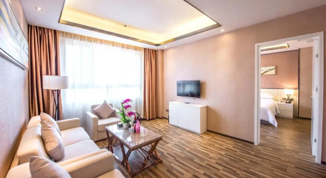 Люкс Deluxe c 1 комнатой Rui Xin International Hotel