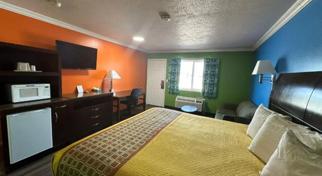 Номер Standard Amber Inn