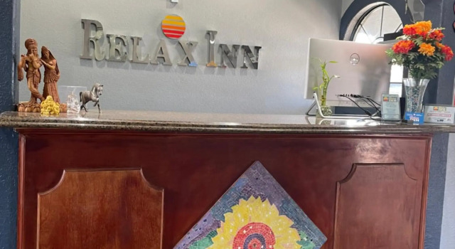 Relax Inn Dilley, Buchen Sie Gasthaus Dilley Texas