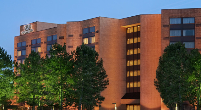 DoubleTree by Hilton Lisle Naperville, Забронировать Отель Отели Иллинойс 4 звезды, 4*
