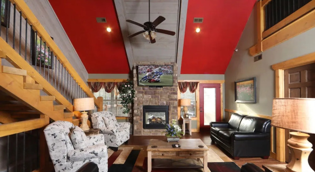 Aqua Paradise - Six Bedroom Chalet