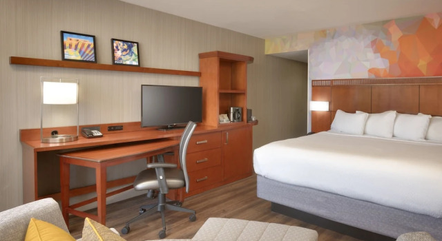 Двухместный номер Standard с балконом Courtyard by Marriott Albuquerque