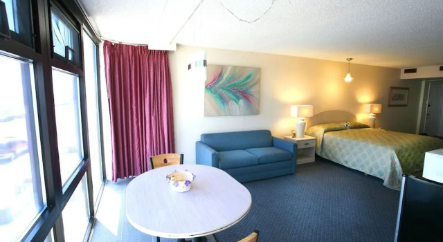 Aloha Oceanfront Motel, Buchen Sie Motel Hotels in Wildwoods Beach mit Parkplatz, Parkplätze
