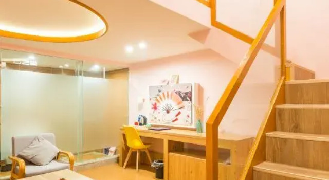 Люкс CLOUDS Hotel (Yongsheng)