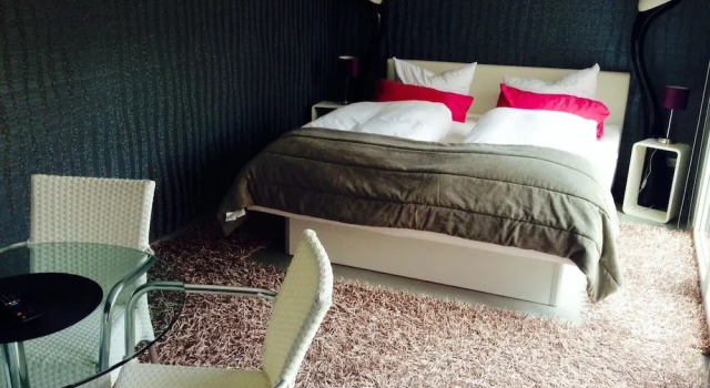 Moness Hotel und Kaffeerösterei, Reserva ahora Hotel Bad Duerrenberg Saale-Unstrut