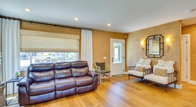 Hawthorne Home w/ Covered Patio & Basketball Court, Забронировать Дом для отпуска Виллы Хоторн, Вилла