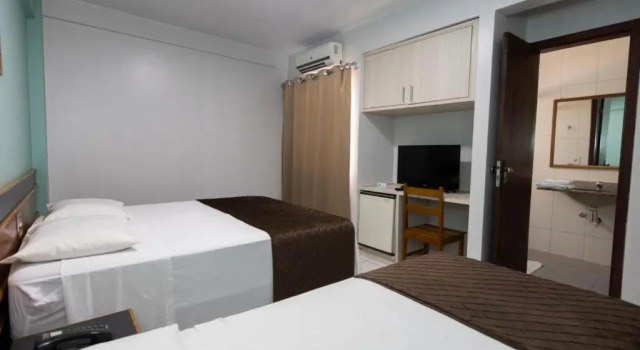 Трёхместный номер Standard Hotel Lawrence