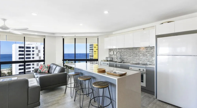 Апартаменты Deluxe Victoria Square Apartments