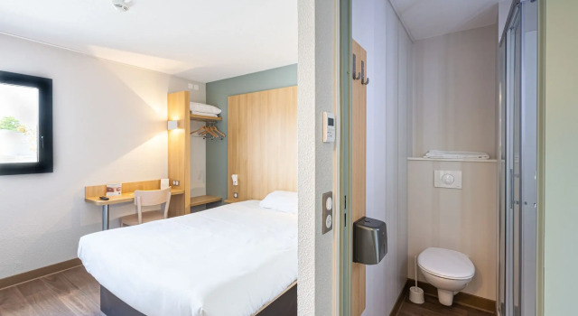B&B HOTEL ANGERS Parc Expos