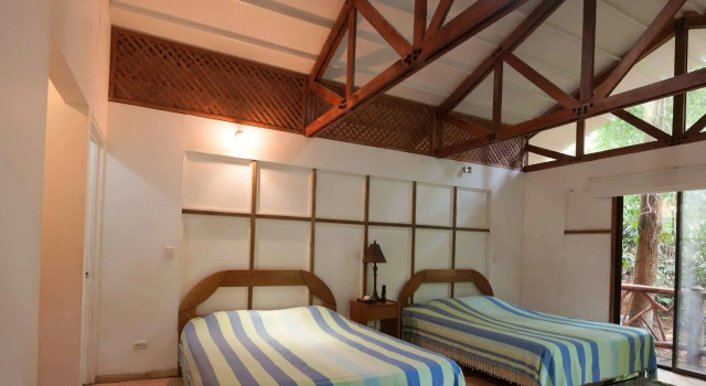 Portasol Rainforest and Ocean View Living