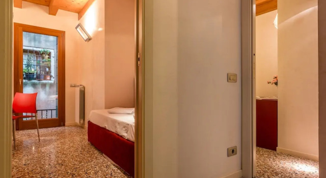 Апартаменты с 3 комнатами Rialto Mercato a Family Like at Home