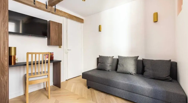 Studio in the Heart of Paris Batignolles, Забронировать Отель Отели Парижа с парковкой, рядом с Ги Моке, Парковка