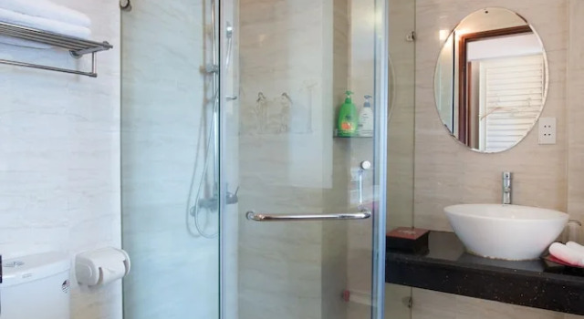 Трёхместный номер Deluxe Super OYO Capital O 1173 Le Grand Hanoi Hotel - The Ruby
