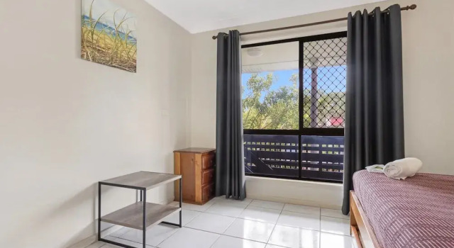 Upstairs Villa minutes to the beach, Prenota Appartamento Hotel a Queensland con parcheggio, Parcheggio