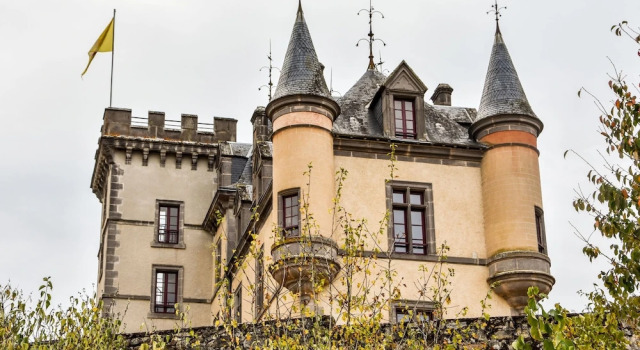 Holiday Home in Miremont with Garden, Patio, Veranda