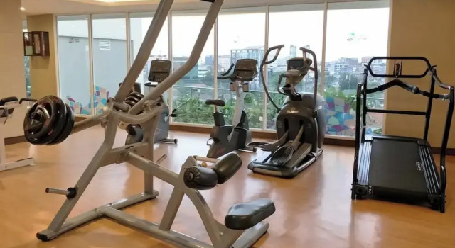 Good And Relaxing 2Br At Menteng Park Apartment, Забронировать Апартаменты/квартира Ментенг Джакарта, рядом с Парк Таман Суропати