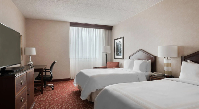 Четырёхместный номер Standard Columbus Airport Marriott