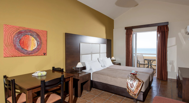 Eurohotel Theo Hotel, Забронировать Отель Айия-Марина-Неа-Кидония Западный Крит