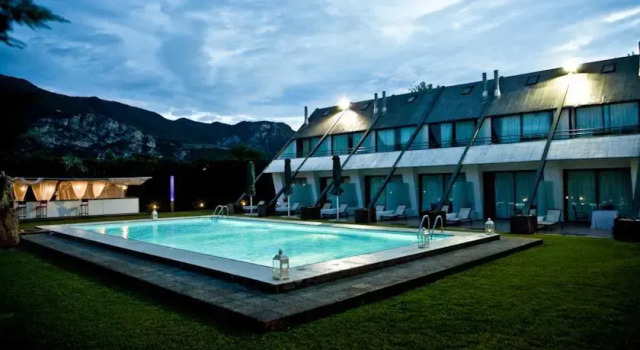 Ktima Karassou, Book Hotel Molos-Agios Konstantinos Central Greece