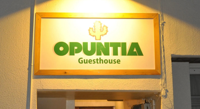 Guesthouse Opuntia - Hostel
