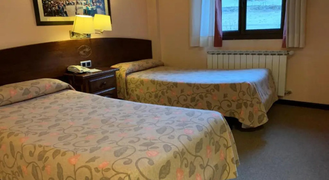Camera quadrupla Standard Hotel Romànic