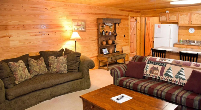 WEEKS WORTH - 3 Br Cabin