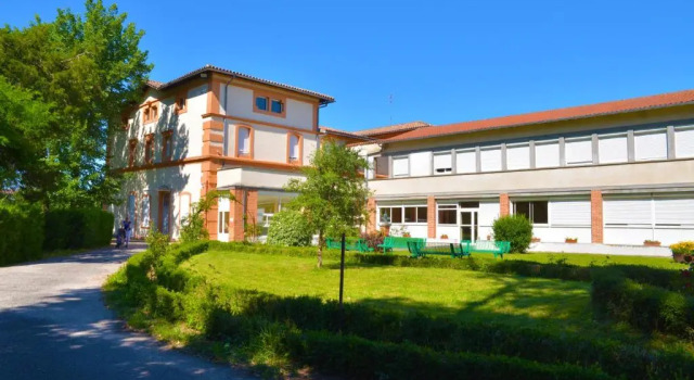 Centre Louis Ormières, 预订 酒店 蒙托邦 Tarn-et-Garonne