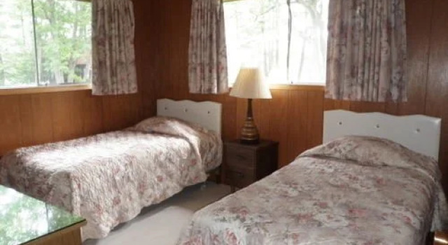 Ardagh Cottage Resort, Réserver Complexe hôtelier Hôtels resort à Trent Lakes, Complexe hôtelier