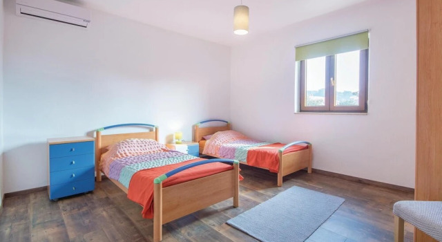 Stunning Home In Pula With Wifi, Reserva ahora Hotel Hoteles en Pula con aparcamiento, Aparcamiento