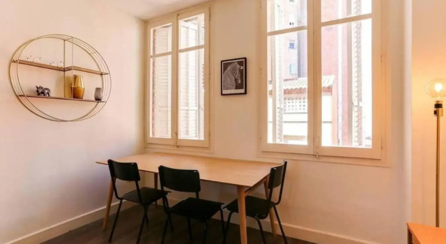 Stylish 2 Bdr apartment in Trendy Gracia